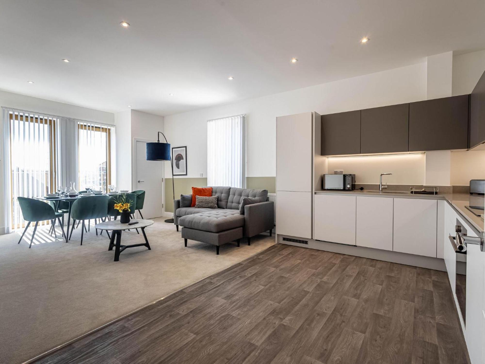 Modern Apartments With Balcony In Merton Near Wimbledon By Sojo Stay Mitcham Exterior foto